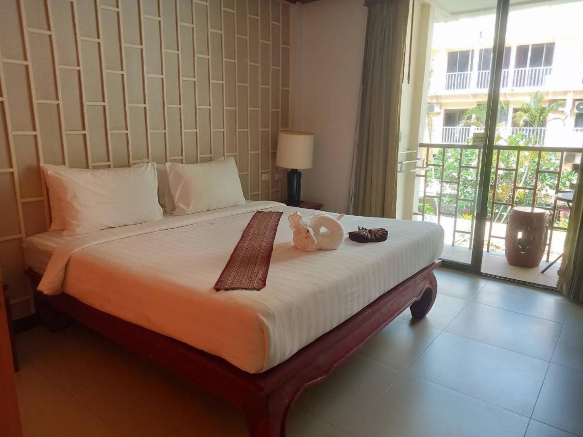 The Top Patong Resort Extérieur photo